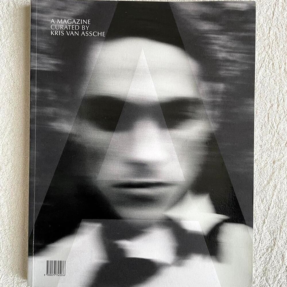 A MAGAZINE CURATED BY KRIS VAN ASSCHE